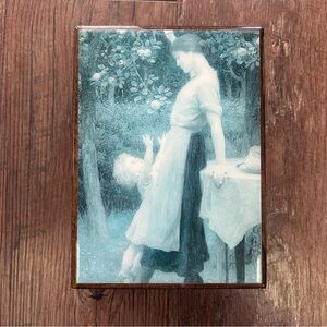 Reuge American Music Box Company Lacquered Wood Jewelry Box